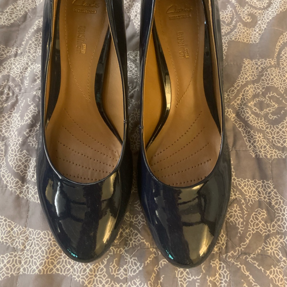 Clarks pumps
